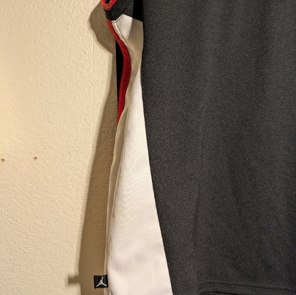 Jordan Black and White Sleeveless Top Dize Large Pre-owned - Picture 3 of 8